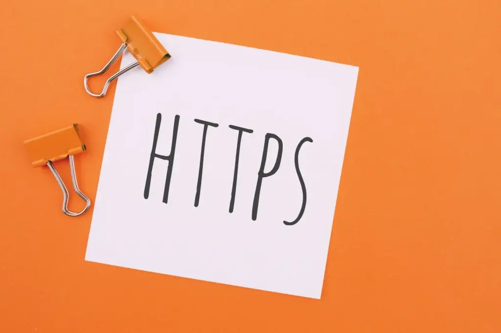 keuntungan menggunakan HTTPS untuk website